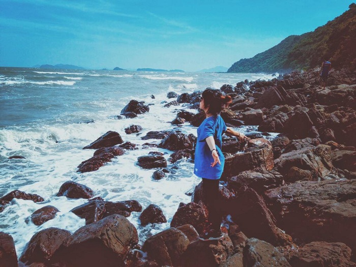 Ta cùng đi đến nơi có biển bạc núi xanh